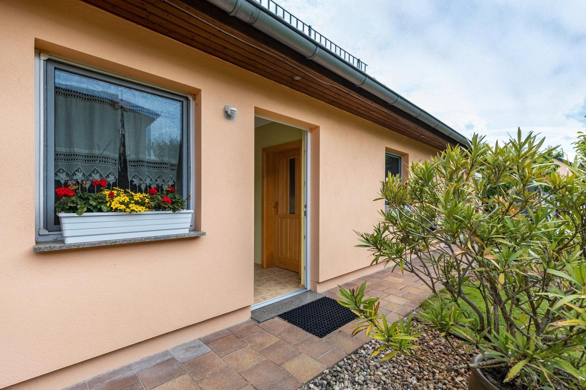 Ferienhaus Jasmin Neuruppin Bagian luar foto